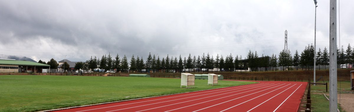 Image d'illustration de la page Un revêtement neuf pour la piste d’athlétisme du Causse d’Auge