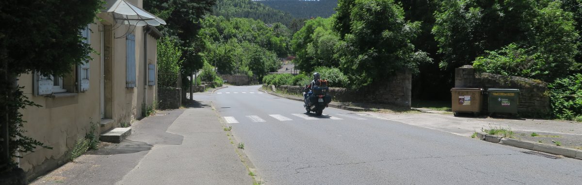 Image d'illustration de la page Travaux de réfection et d’élargissement des trottoirs de l’avenue du Père Coudrin