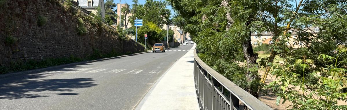 Image d'illustration de la page Fin des travaux de réfection et d’élargissement des trottoirs de l’avenue du Père Coudrin